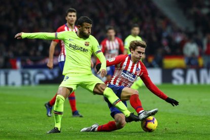 Rafinha, en una acción del partido del sábado ante el Atético.