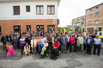 L'acte d'inauguració del carrer 1 d'octubre de Cervera