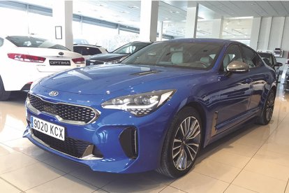 KIA STINGER 2.0 CRDI 200 CV