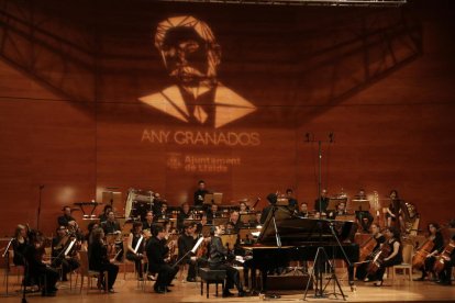 La Orquestra Simfònica Julià Carbonell en concierto. 