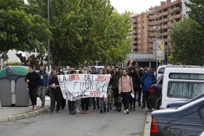 Els CJL van marxar ahir fins al mercat del Camp d’Esports.