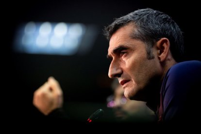 Ernesto Valverde ahir durant la compareixença davant els mitjans.