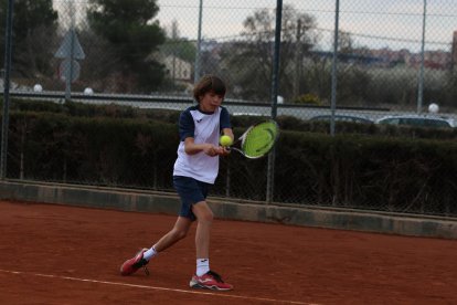 El torneo sub 13 Albert Costa del CT Urgell llega hoy a semifinales