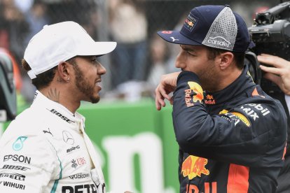 Ricciardo sorprèn Verstappen i Hamilton sortirà avui tercer