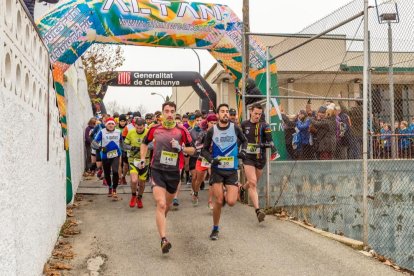 Moment de la sortida, amb Xavier Alet (145), guanyador dels 5 km.