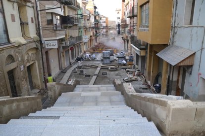 Imatge presa ahir del carrer Bisbe Bernaus en obres.