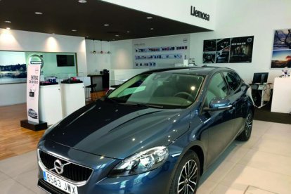 Volvo V40