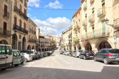 La plaza soportal de Les Borges Blanques.