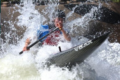 Núria Vilarrubla formó parte de los dos equipos del Cadí que ganaron en las categorías de C1 y K1.