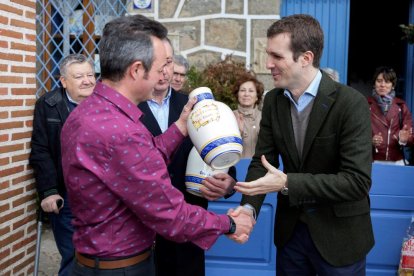 Casado va rebre ahir un premi al poble avilès de Guisando.