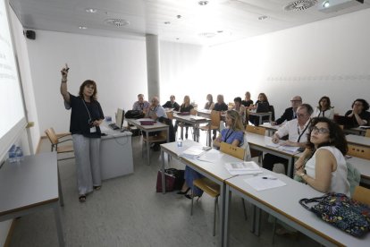 La experta Mercè Sala durante su ponencia en la UdL.