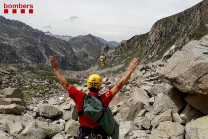 Imatge del rescat a l’estany de Monestero, a Espot.