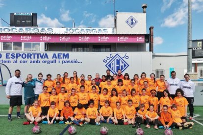 Les jugadores del Campus Swansea Ladies LSA assistiran demà al Barça-Lió de la Champions femenina.