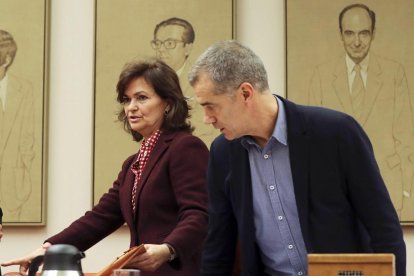 La vicepresidenta del govern Carmen Calvo compareix davant de la Comissió per a l'auditoria democràtica i de lluita contra la corrupció. Al seu costat el diputat de Ciutadans Toni Cantó