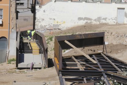 Obras en las pasarelas para contemplar los restos del Call