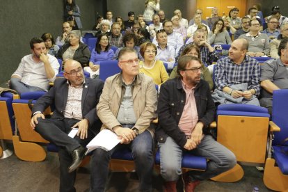 Ramon Moreno, José Luis Aguilà i Camil Ros, a primera fila a l’assemblea de delegats d’UGT.