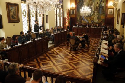 El pleno de la Diputación del 31 de enero, donde se aprobó la creación de la comisión del caso Boreas.