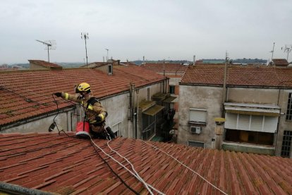 Imatge de la intervenció en un immoble de Balaguer.