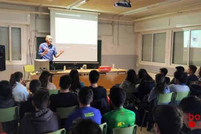 Xarrada sobre incendis d’habitatges a l’institut d’Almenar