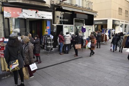 El mercadillo de l’Eix Comercial va començar dijous.