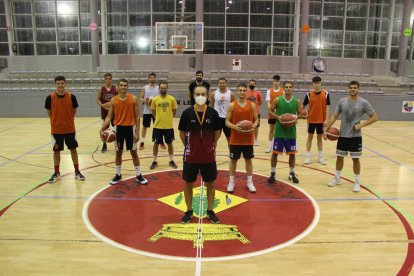 El Alpicat inició ayer la pretemporada con el primer entrenamiento en el pabellón Antoni Roure.