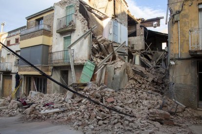 Imatge de l’ensorrament d’una casa de Bellpuig al març.