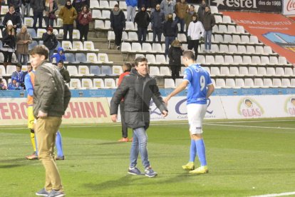 El Lleida fa fora Albadalejo després de fer el ridícul davant del cuer (0-2)