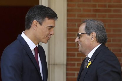 Sánchez i Torra durant la reunió que van mantenir al juliol.