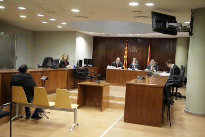 L'acusat, aquest dimecres durant el judici a l'Audiència de Lleida.