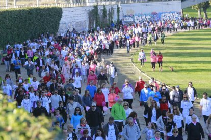 Una caminata contra el càncer a Lleida.