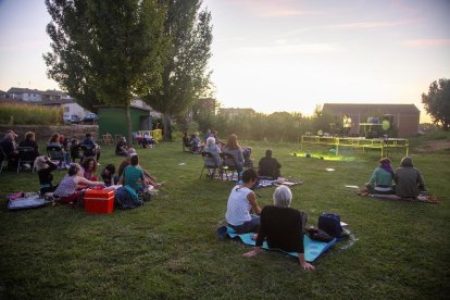 Un concierto de Joan Colomo y Selektah Elektra clausuró el jueves el festival de verano de Tornabous.