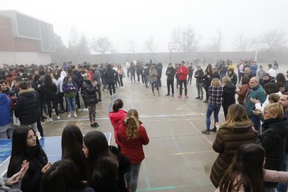 L’institut Manuel de Montsuar recorda una professora morta