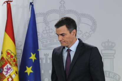 El presidente del Gobierno central, Pedro Sánchez, ayer, mientras reconocía a Guaidó.