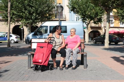 Asun y Leonor, dos de las beneficiadas del proyecto ‘De la mà’.