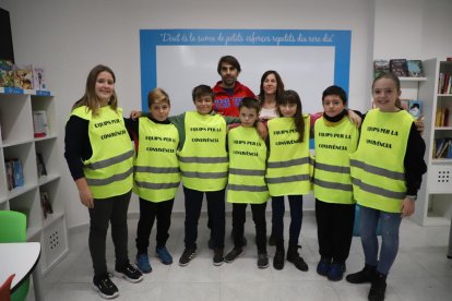 Foto de família de l’equip de convivència, que va rotant cada 15 dies, amb els coordinadors de Primària i Secundària.