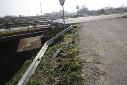 Vista del lloc de l’accident mortal ocorregut ahir al municipi de Vallfogona de Balaguer.