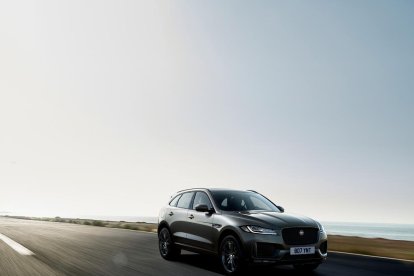 Jaguar va anunciar la presentació de dos noves versions especials del seu aclamat F-PACE; l'esportiu 300 SPORT i el Chequered Flag.