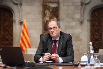 Torra rep la notificació de la sentència i deixa de ser president