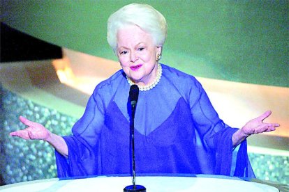 Olivia de Havilland, als Oscars del 2003, llavors amb 87 anys.