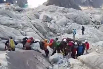 L'operatiu de rescat dels cossos dels muntanyencs al Perú.