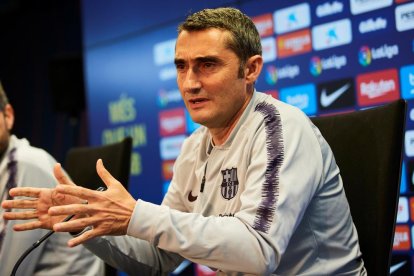 Ernesto Valverde ayer en rueda de prensa.