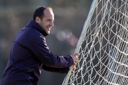 El tècnic balaguerí complirà la tercera campanya al capdavant del primer equip blaugrana.