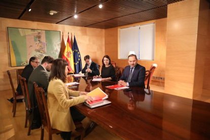 Una imagen de la reunión de los equipos negociadores de ERC y PSOE que tuvo lugar el pasado 3 de diciembre.