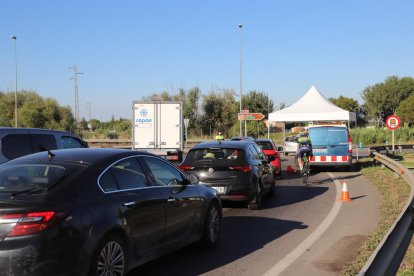 Imagen de ayer de uno de los controles de los Mossos d’Esquadra en el Segrià.