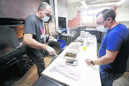 El restaurante La Dolceta de Lleida prepara comidas para llevar y recoger los fines de semana.