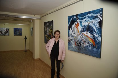 Obras abstractas de Montserrat Viaplana, en Le Petit Atelier de Lleida