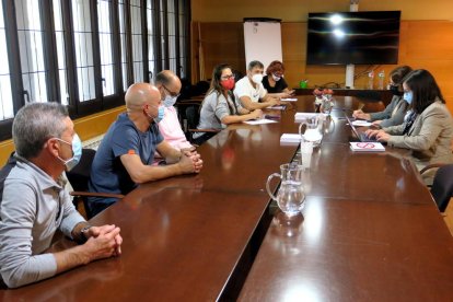 Imatge de la reunió de la Paeria amb el comitè d’empresa d’Eysa.