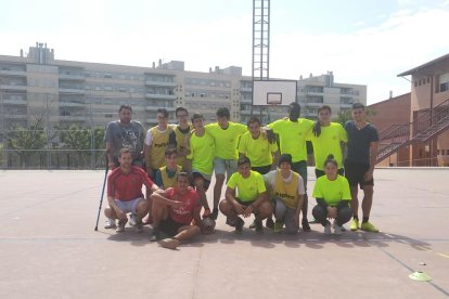 El Torre Vicens va celebrar el triomf sobre el Ronda.