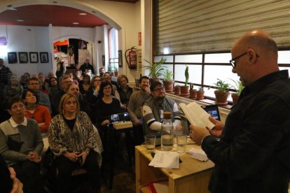 Recullen firmes a Lleida per dignificar les víctimes empresonades al camp de concentració a la Seu Vella