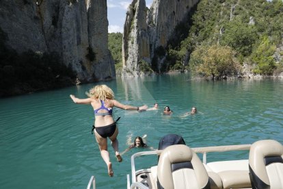 Turistes al Congost de Mont-Rebei